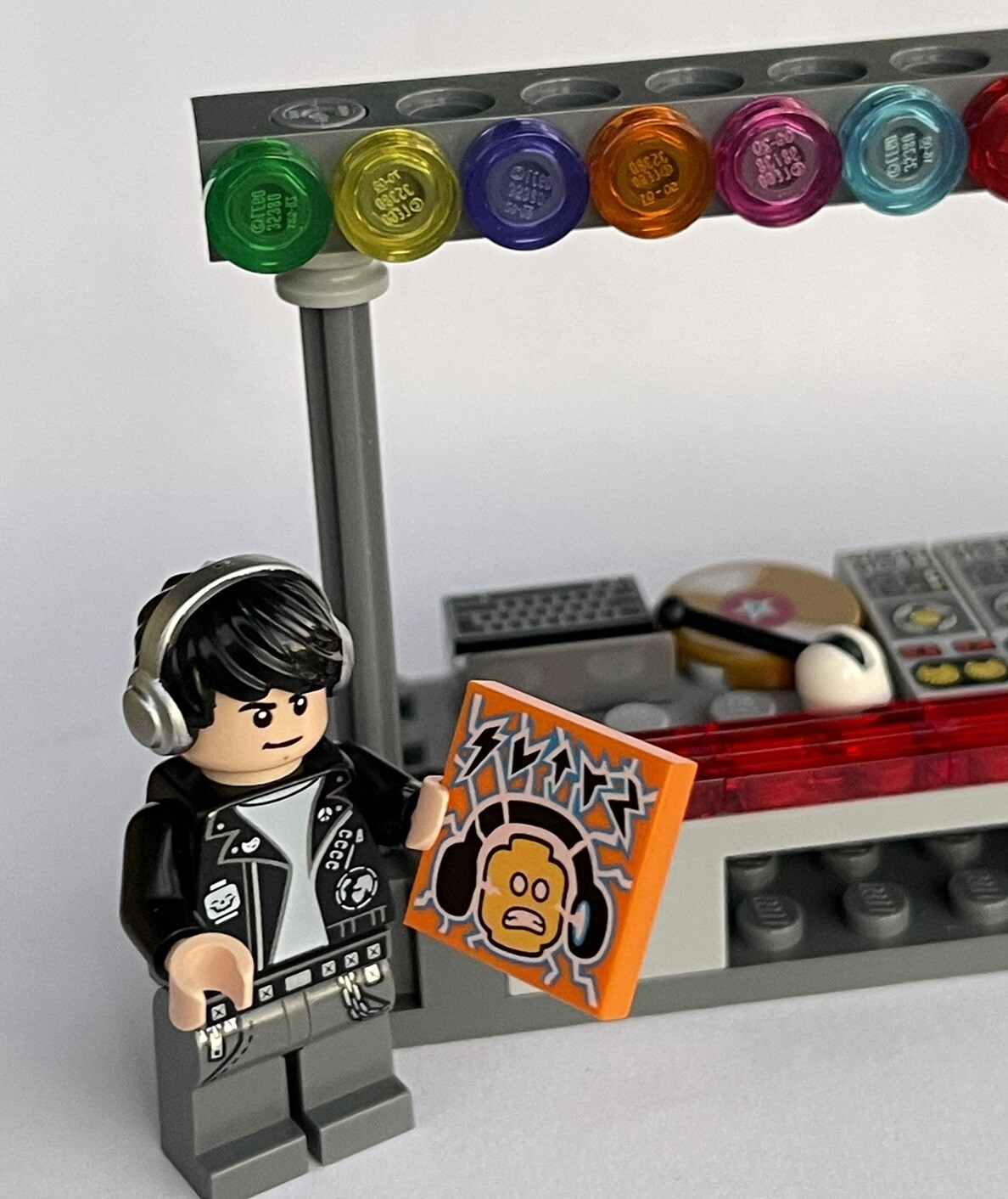 LEGO Dj w Turntables Lighting Bar Cake Topper Pop Star Custom Made Read Descript