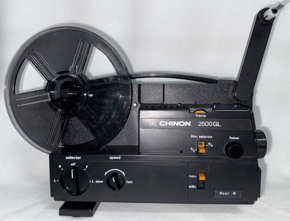 Chinon 2500 GL Self Reeling Adjustable Projector Original Box Packaging Manual