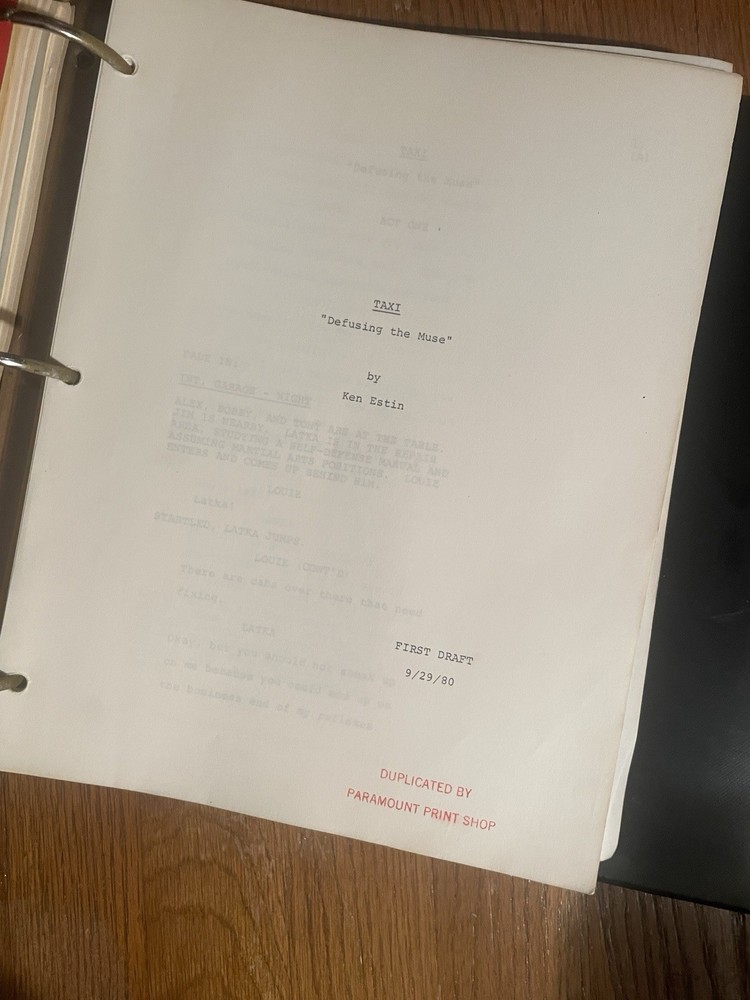 TAXI sitcom 1981 PRODUCTION BINDER Paramount Studios Casting, Scripts, Revisions
