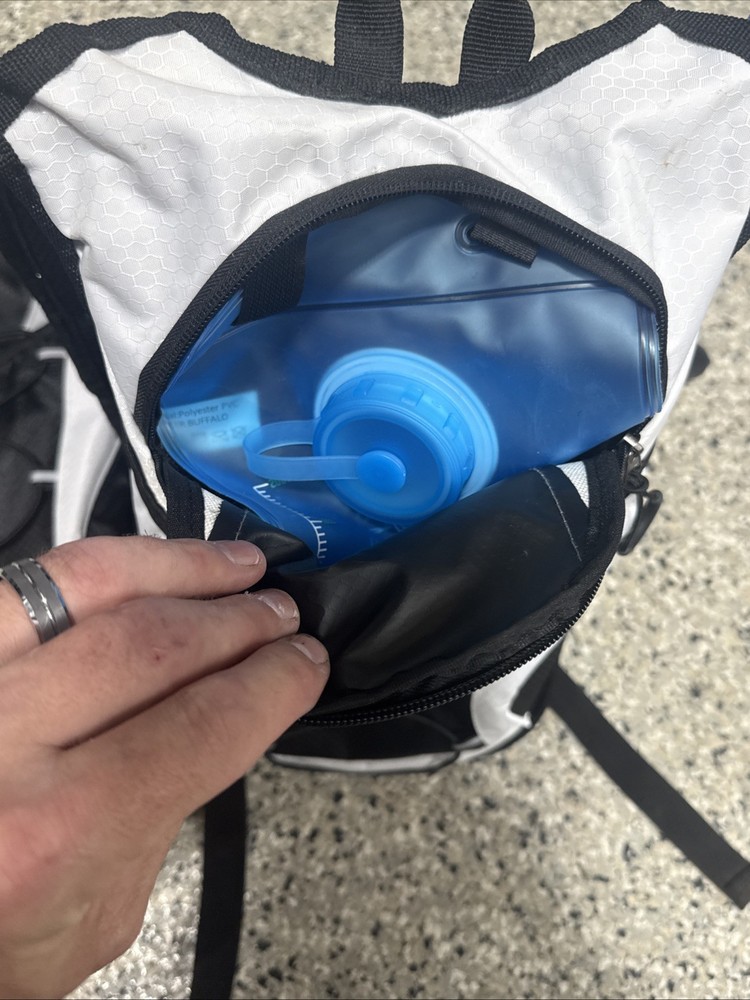 Water Buffalo 2 PACK Bundle - Road Runner Hydration Backpack w/2L Bladder EUC