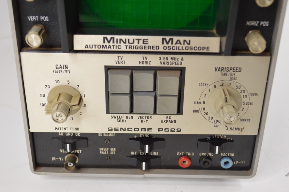 Sencore Model PS29 Minute Man Automatic Triggered Oscilloscope POWERS ON