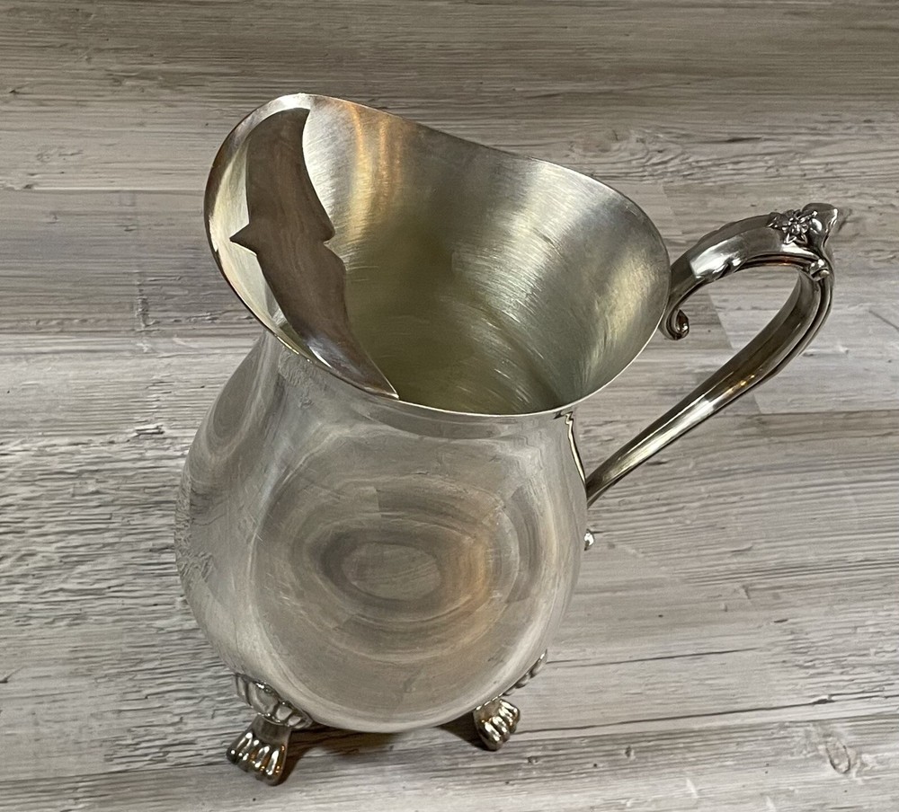 Leonard Silver Plated Pitcher 2 Quart Footed With Ice Guard 8.5” Tall 1978
