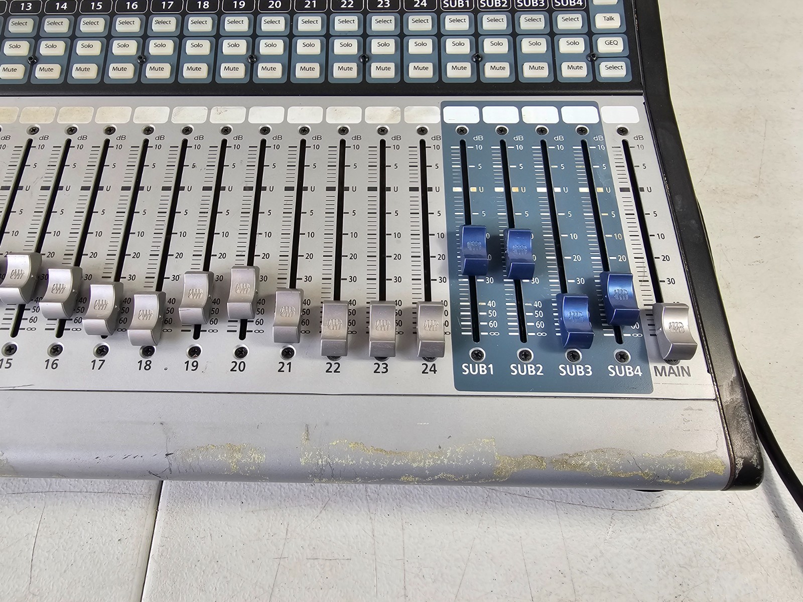 PreSonus StudioLive 24.4.2 24-Channel Digital Audio Mixer