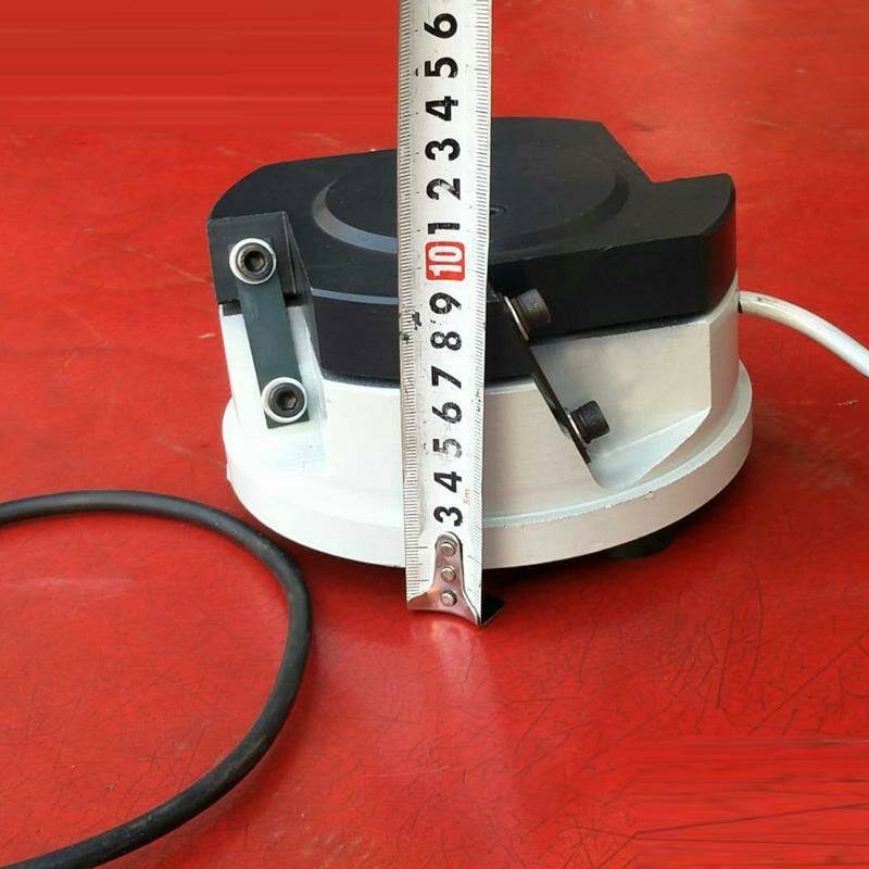 Customized precision base accessories for vibratory feeders