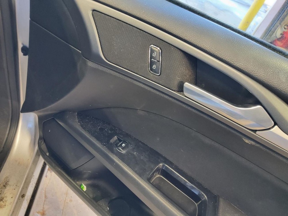 FUSION 2013 Battery Tray 546763