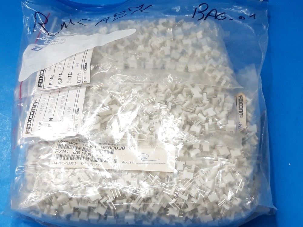 (50 pcs) Header Connector, HF08030-P1 , Foxconn, PCB Mount, 3 Contacts