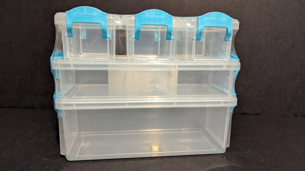 Craft Storage Snap-lid Containers