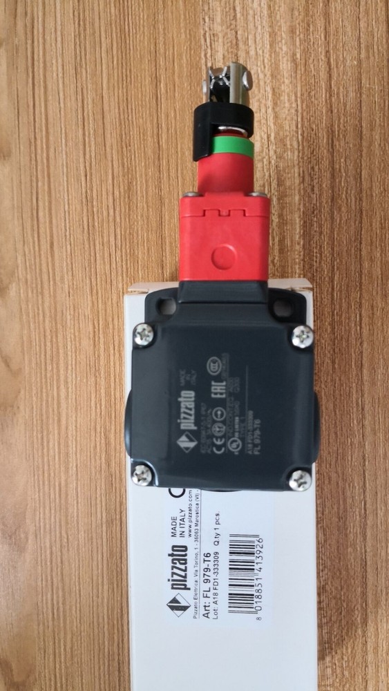 1pcs Pizzato Microswitch Safety Limit Switch FL 979-T6