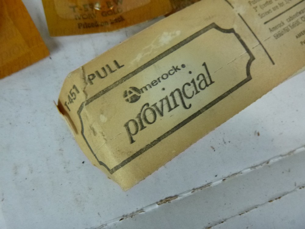 8 NOS Pcs Vtg 60s Amerock Provincial Cabinet Hardware Drawer Pulls & Knobs