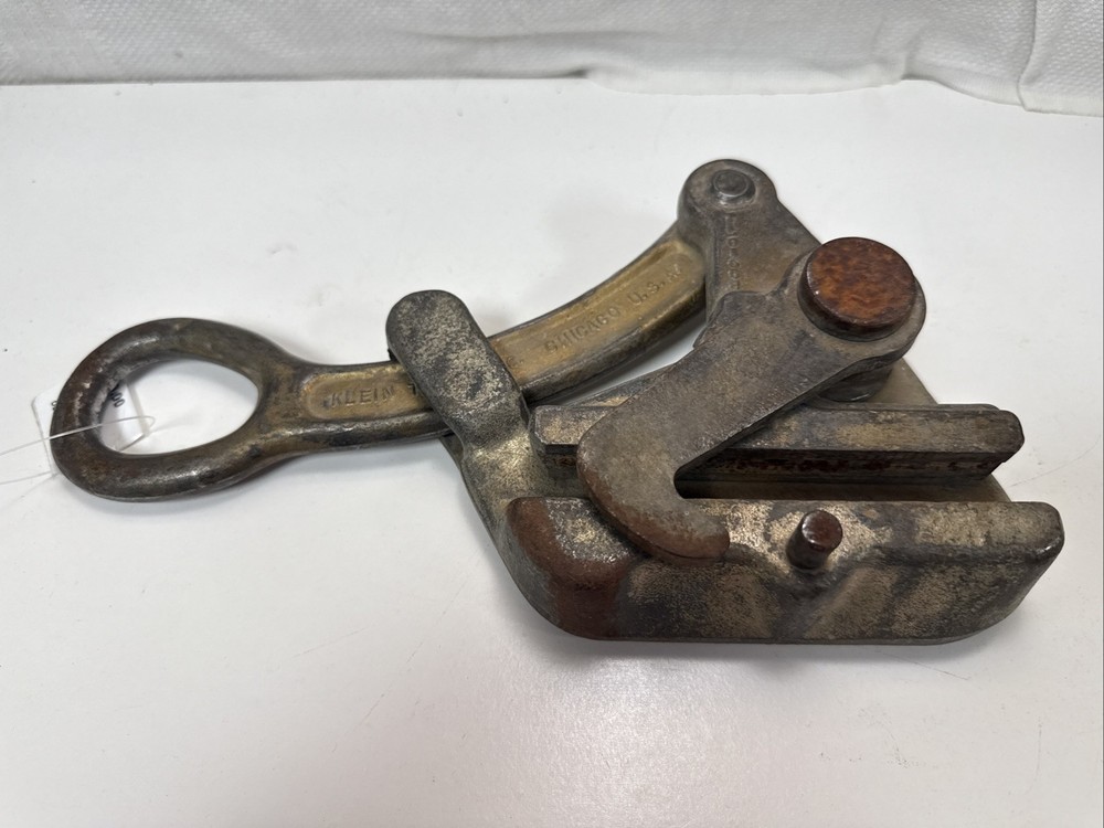 Klein Tools Grip Cable Puller, 8,000 lbs.  Good Condition