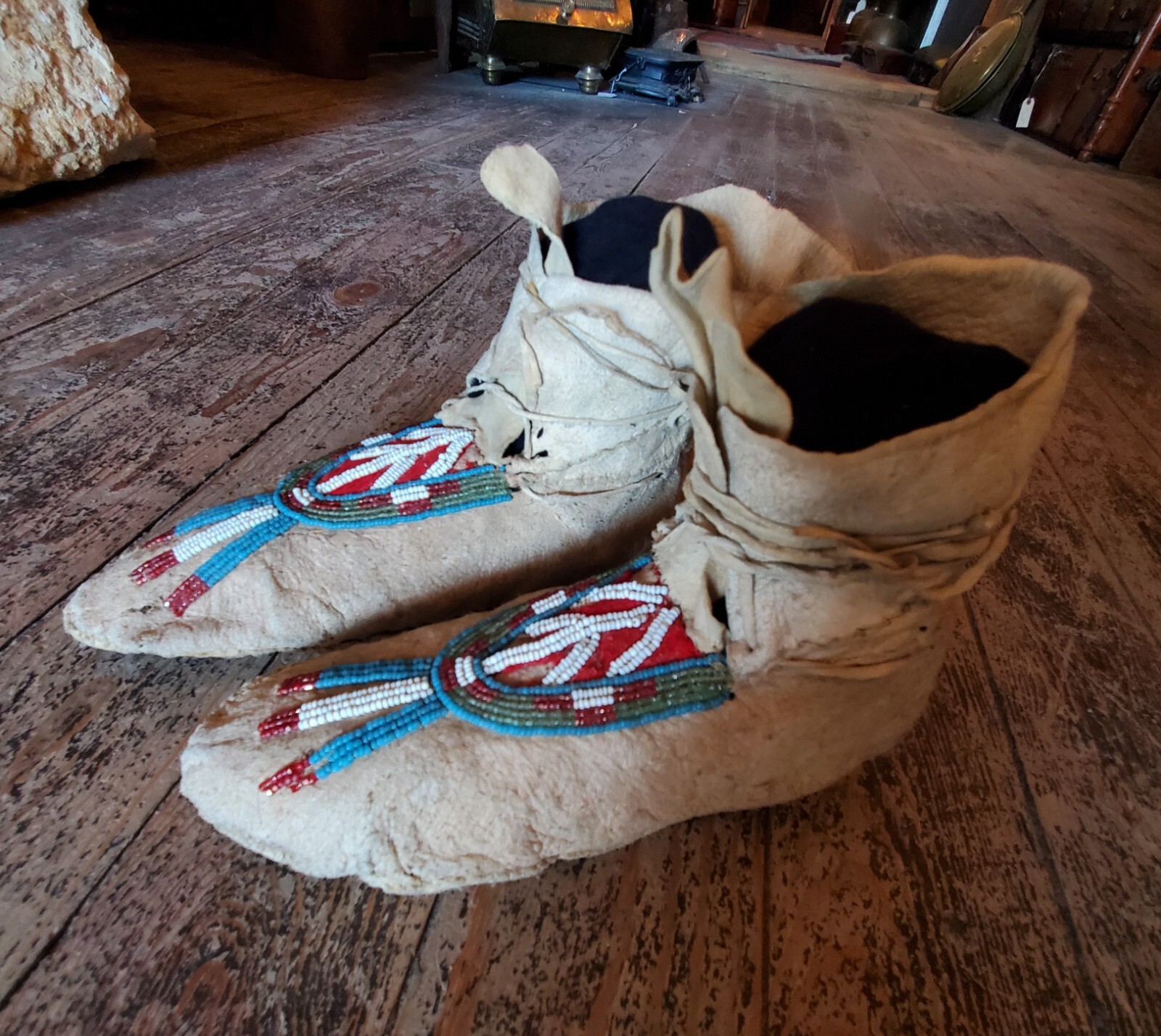Antique OLD Native American Indian beaded E Plains high top moccasins 19th c.