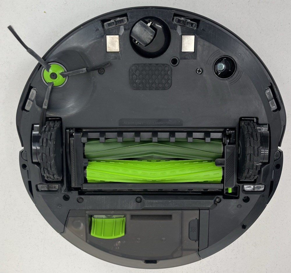 iRobot Roomba Combo j7+ Self-Emptying Robot Vacuum & Mop
