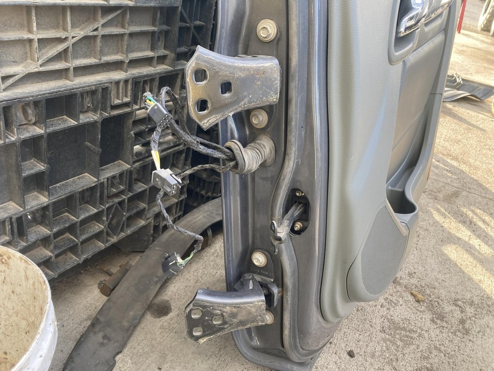 2016 Kenworth T680 Left Door
