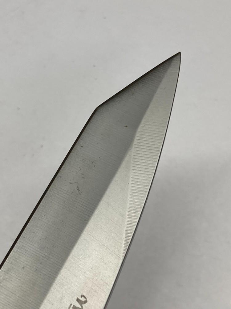 Maple Tactical Folder, Plain Tanto Point, Gray C-2013