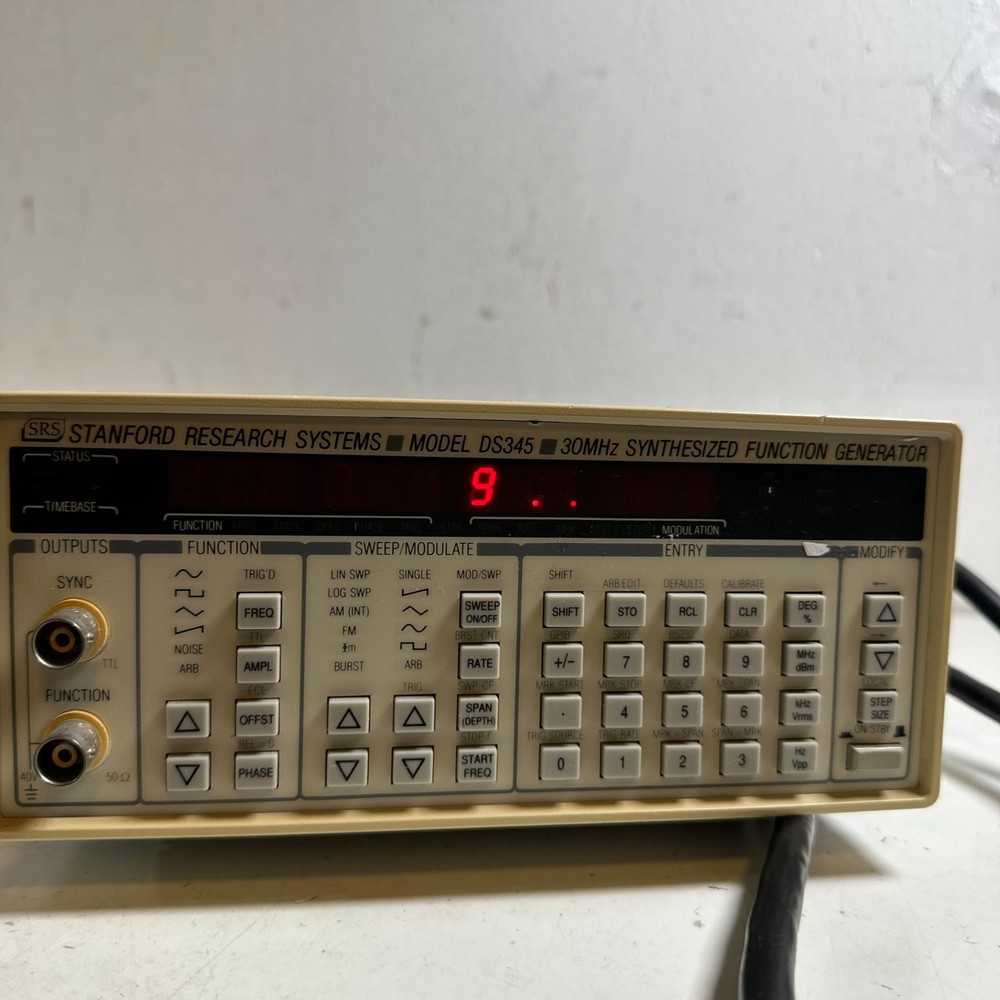Stanford Research Systems (SRS) DS345 30MHz Synthesized Function Generator