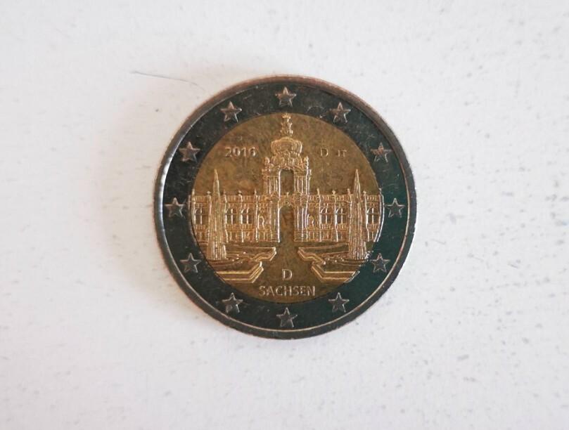 2 Euro Border Error