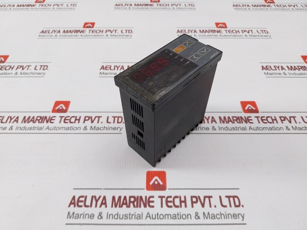 SAMWON ENG SD-94M Digital Temperature and Humidity Controller AC100~240V