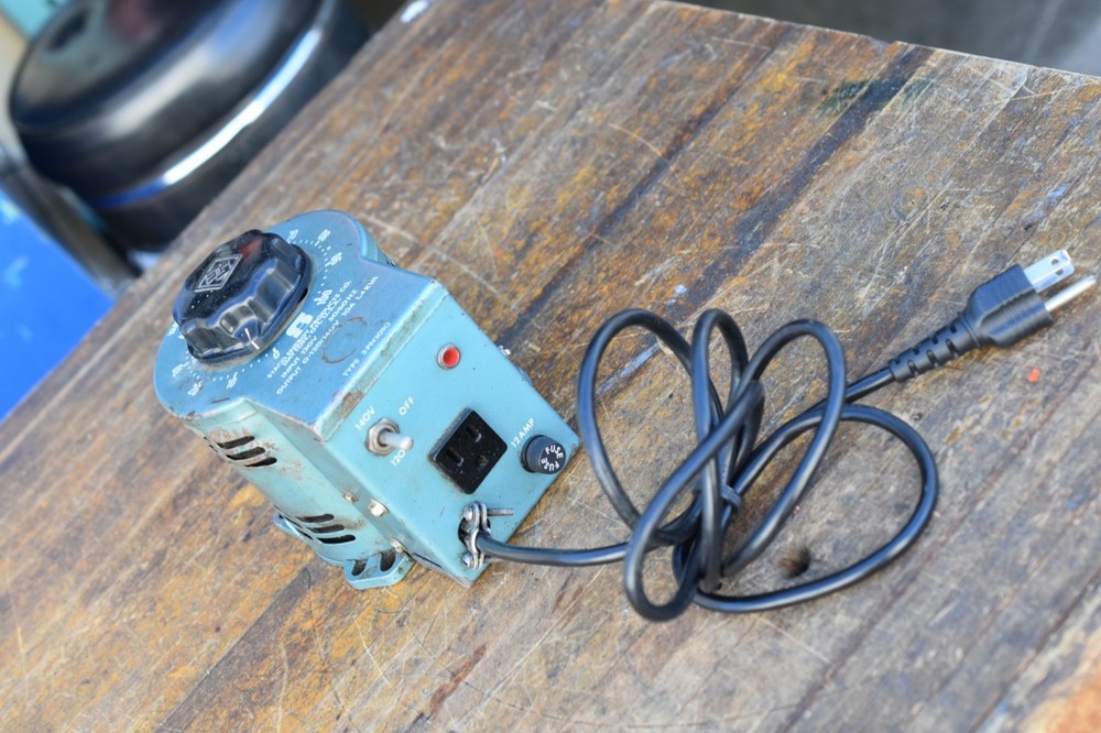 3PN1010B Staco VARIAC Variable speed Transformer