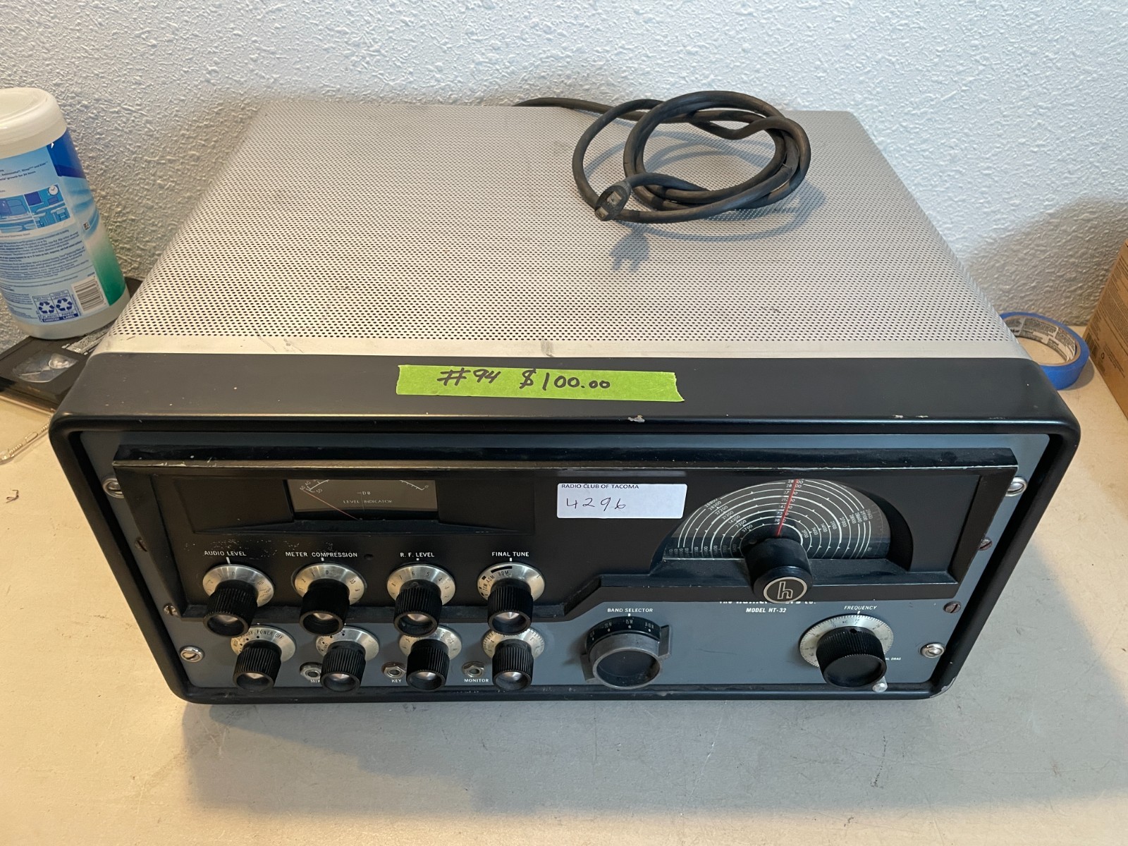 The Hallicrafters HT-32 Tube Ham Radio Transmitter/Exciter HT32 HT-32