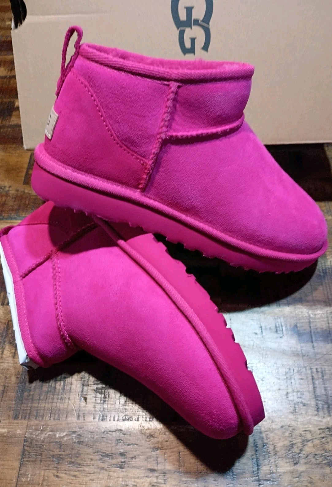 Women's UGG Classic Ultra Mini Suede Boots Dark Peony Size 10 New
