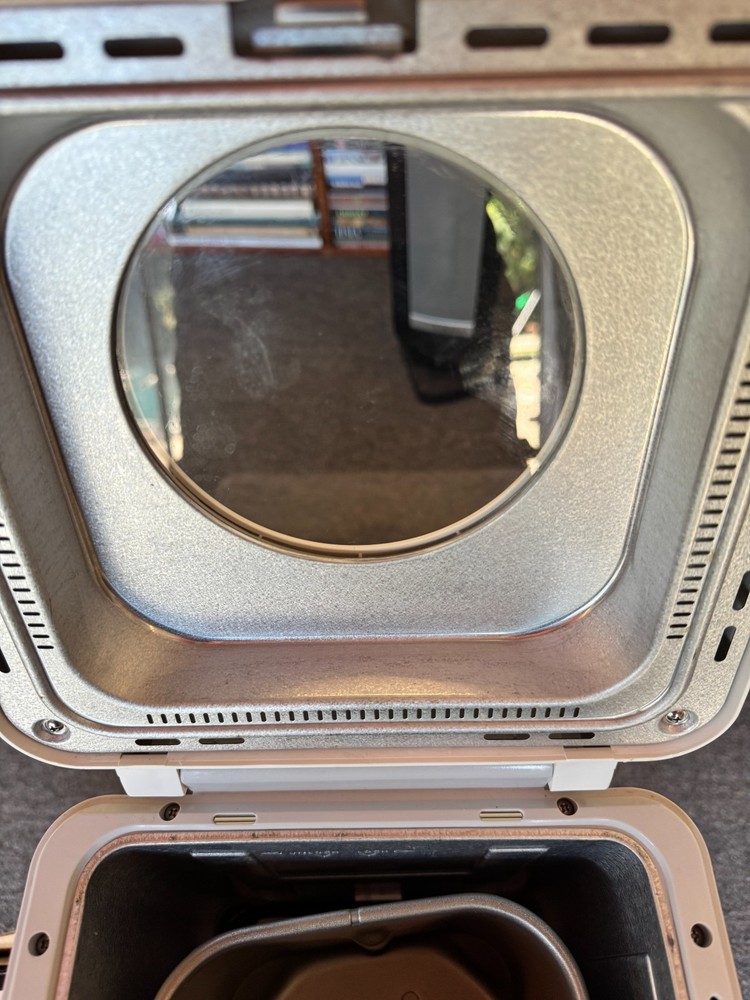 Black & Decker Model B1560 All-In-One Deluxe Automatic Breadmaker Tested