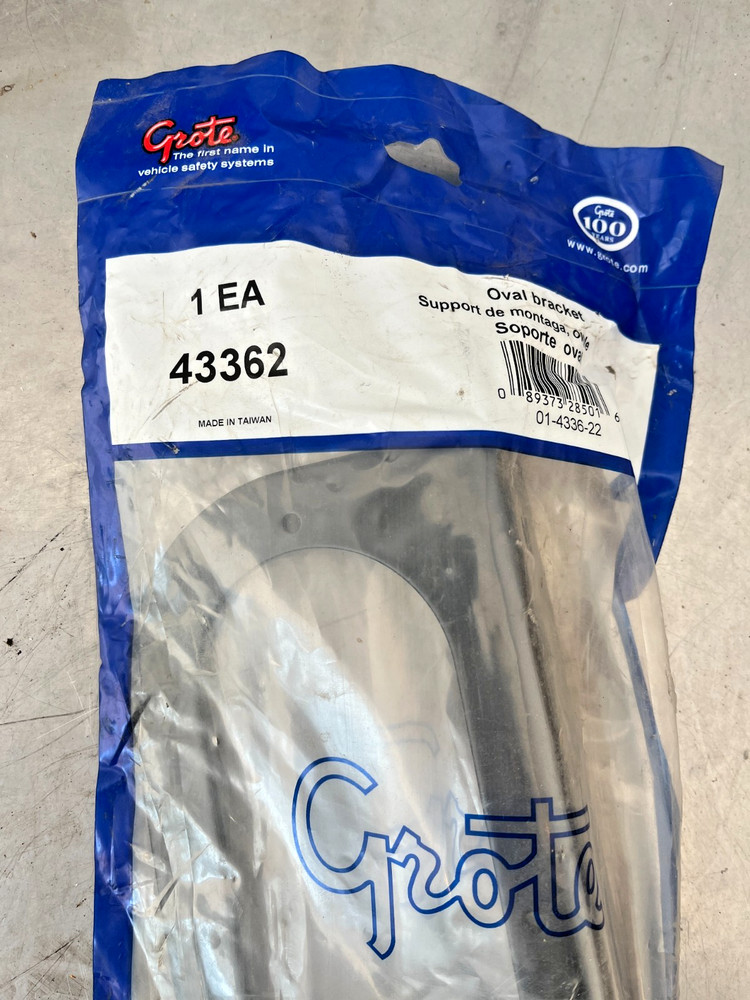 43362 Genuine GROTE Oval Light BRACKET