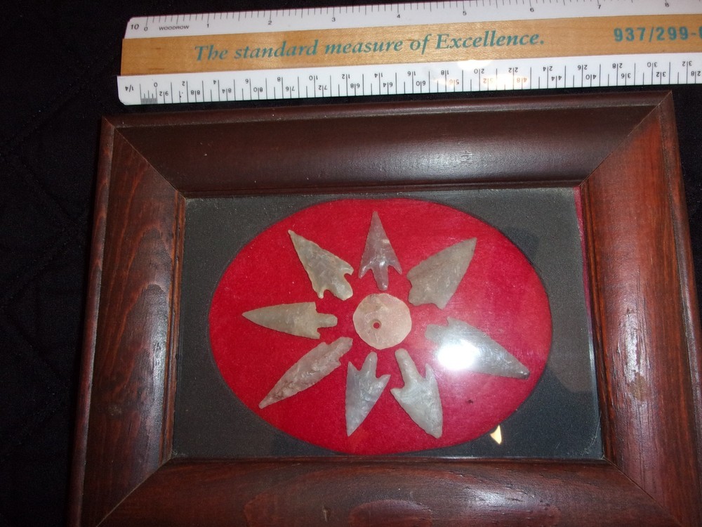 8 nice Neolithic style Arrowheads in display case