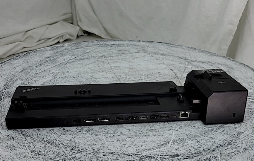 LENOVO 40AJ SD20Z56364 Port Replicator SEE NOTES