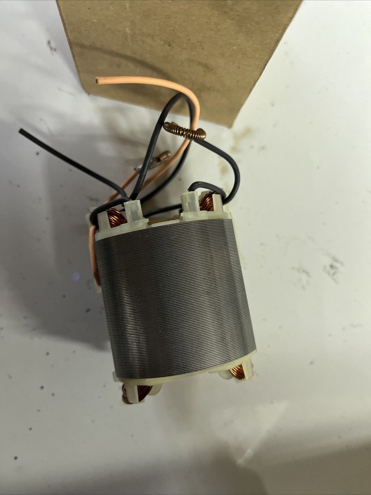 NEW OEM MAKITA 593316-5 FEILD