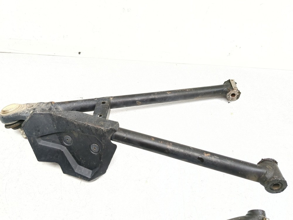 17-21 Can Am Defender XT HD8 Front Left Lower & Upper Control A-Arm Set
