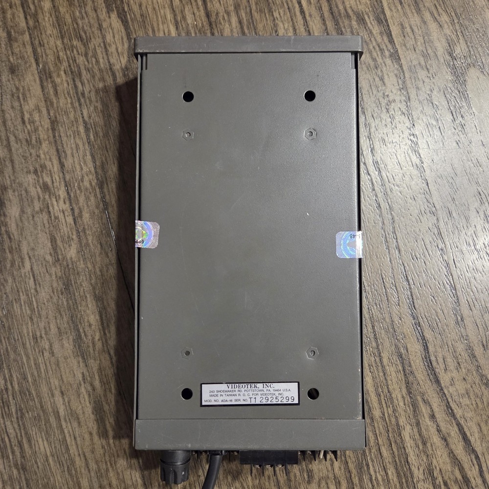 Videotek VDA-16 Video Distribution Amplifier