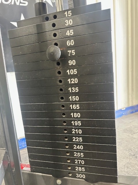 Quantum | Standing Multi-Hip