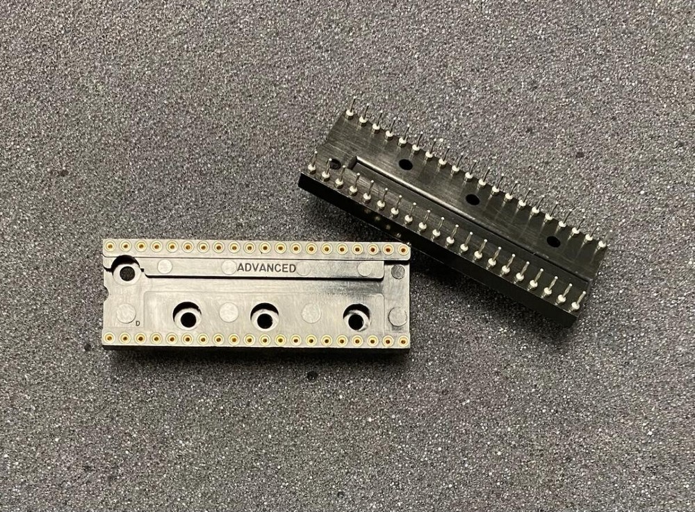 ADVANCED IC & Component Socket 40 Pin SCREW MACHINE Qty.2