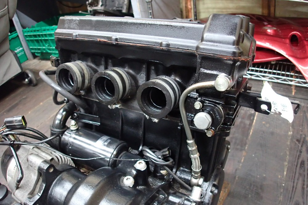 2001 TRIUMPH TROPHY 900 ENGINE W/ STARTER 190PSI COMPRESSION 38537 MILES