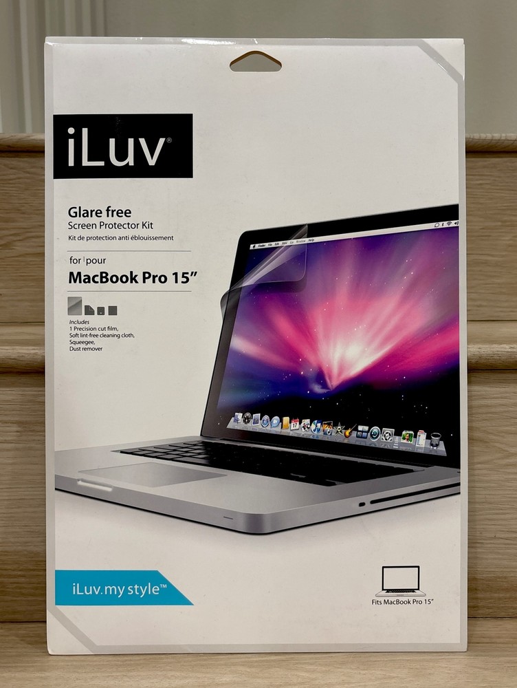 iLuv Glare Free Screen Protector Kit For MacBook Air 15"
