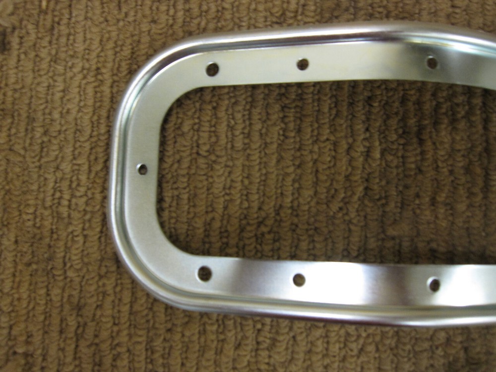 68-72 CHEVELLE 4 SPEED CONSOLE BOOT RETAINING RING