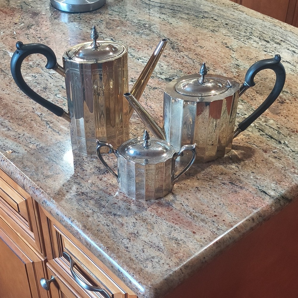 Lunt Silversmiths Silverplate Coffee Pot Teapot Sugar Bowl Set 1900-1940