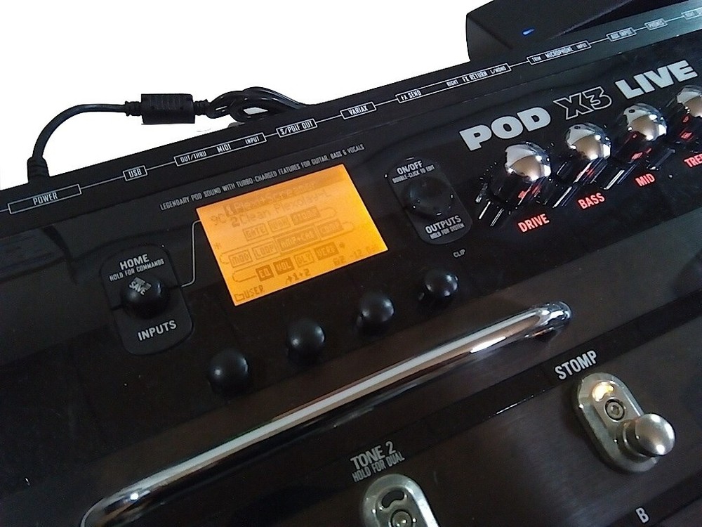 Line 6 POD X3 LIVE Mult -Effects Pedal