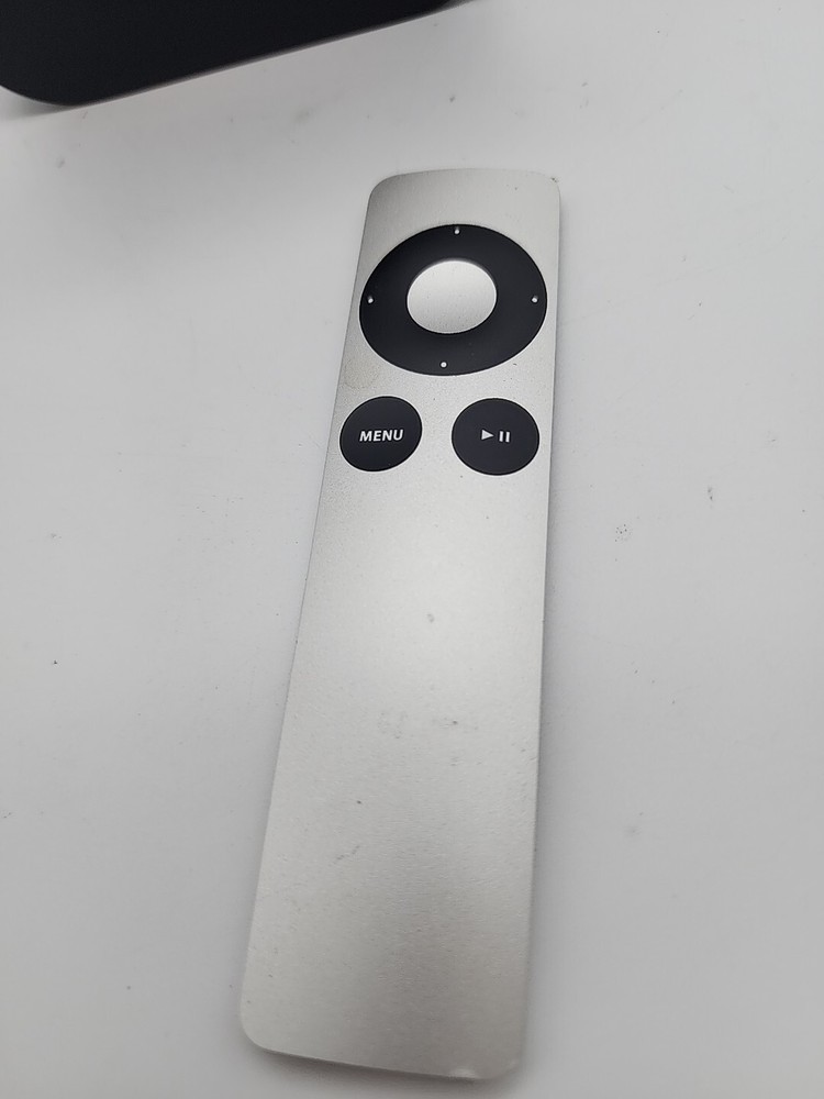 Apple TV A1427 (3rd Generation) Media Streamer With Remote ---- No Cords
