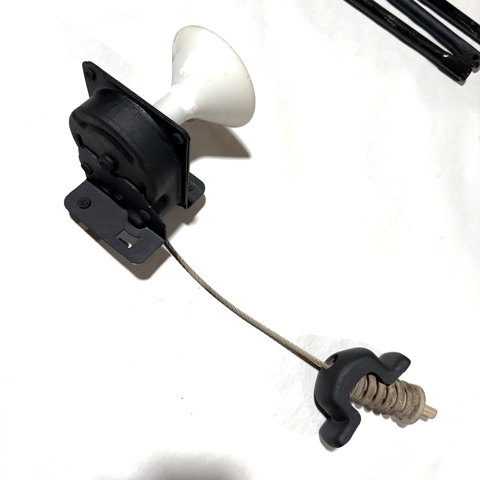 1998-2011 Ford Ranger spare tire carrier with crank (original) Mazda B-Series