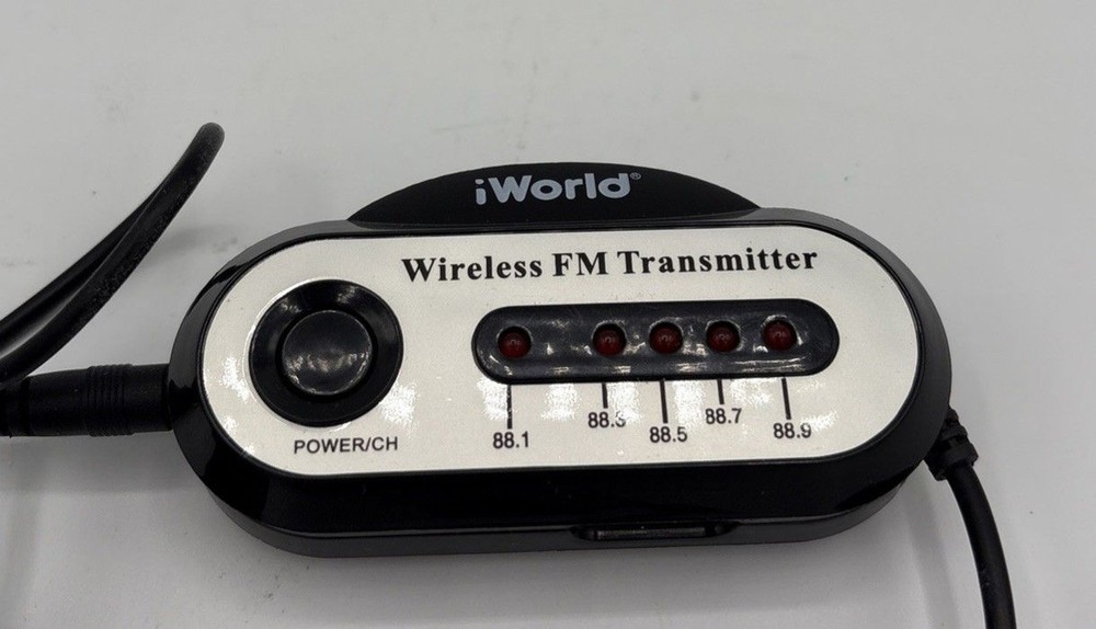 iWORLD Wireless FM Transmitter- Iphone, Ipod, MP3, BLACK Incl Batteries