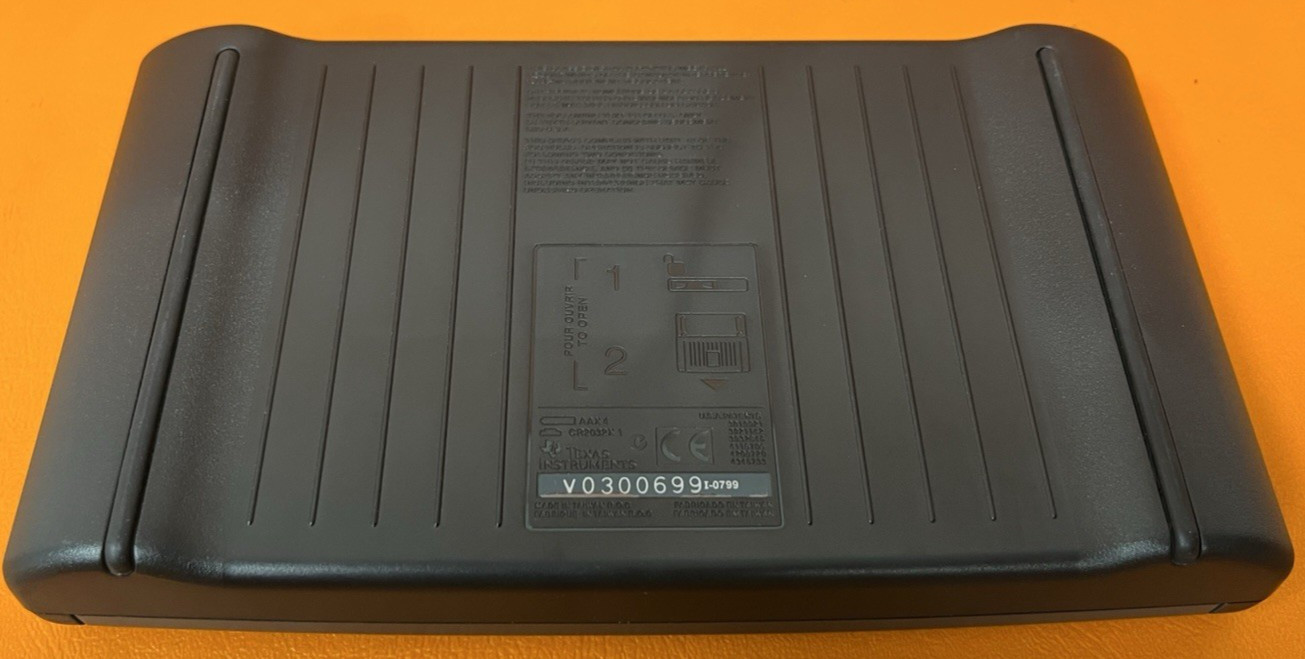 Texas Instruments TI-92 Plus Graphing Calculator With Cover *Tested