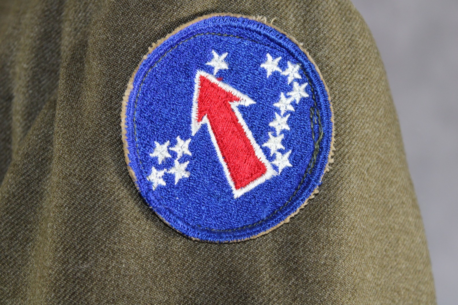 WWII US Army Uniform Tunic Jacket Pacific Command and 6th Army Patch DSC Ribbon