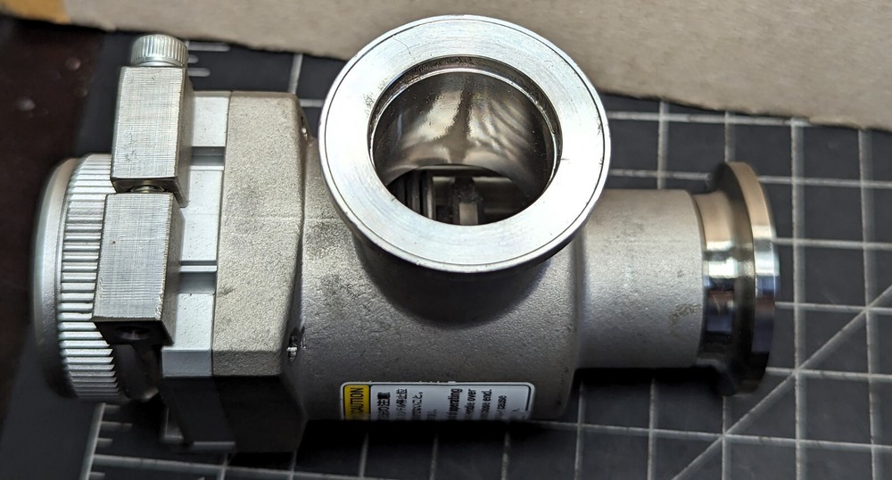 SMC XMH-25 ANGLE VALVE, INLINE, HIGH VACUUM, SS, Working Pull [A3B4]