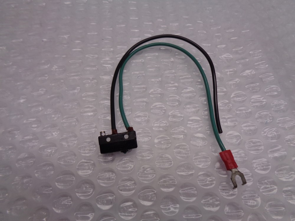 MICROSWITCH 130012 7737 SWITCH UNMP