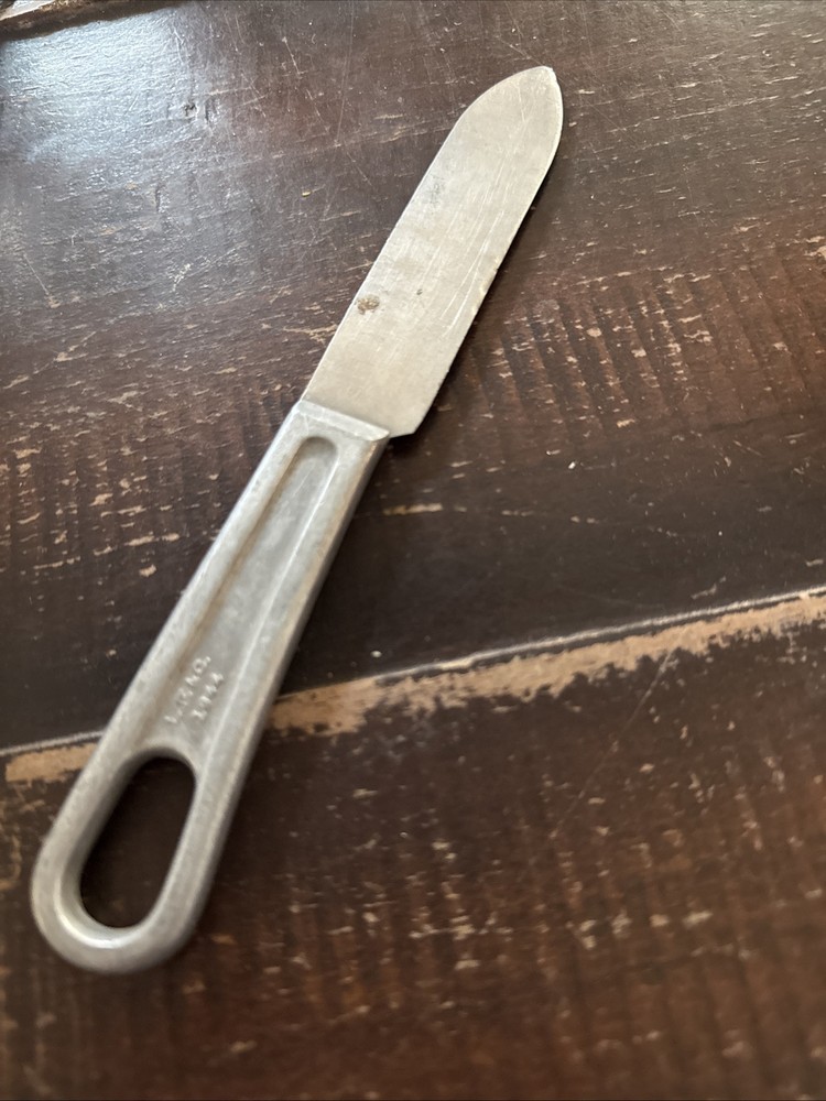 T2- Original US 1944 LF&C Mess knife