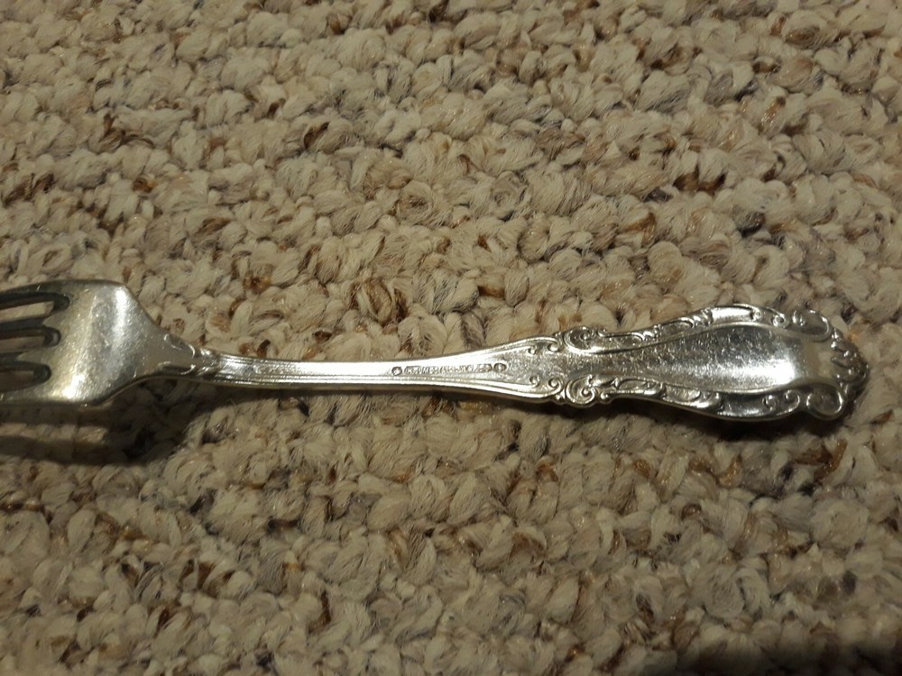 1899 NASSAU Dinner Fork By Holmes & Edwards - Silver plated