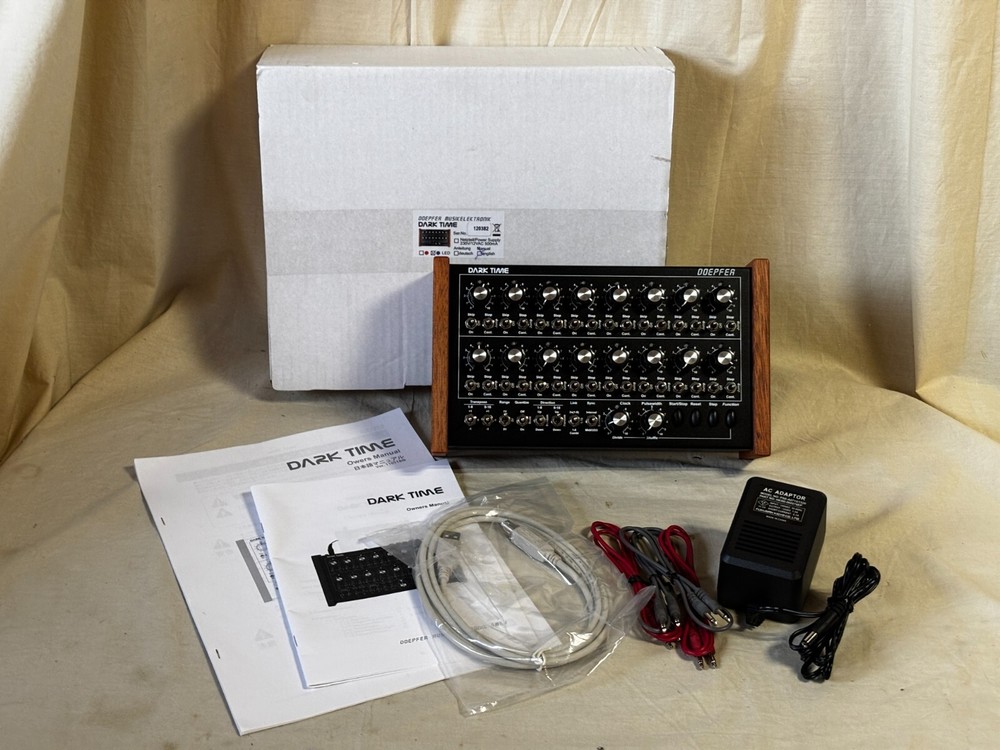 Doepfer Dark Time sequencer w/ box