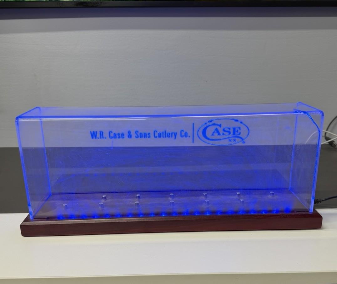 Case Cutlery 22850 Illuminated Dome Cherry Magnetic Blue LED Display  CRACKED!!