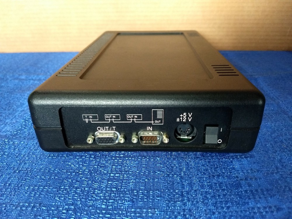 IBM Remote Async Node 16 Port EIA-232 (88G3841) W/ Power Supply